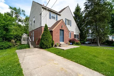 6700 Sampson Ln, Cincinnati, OH 45236 photo 2