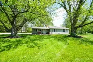 5668 National Rd, Springfield, OH 45504 photo 3