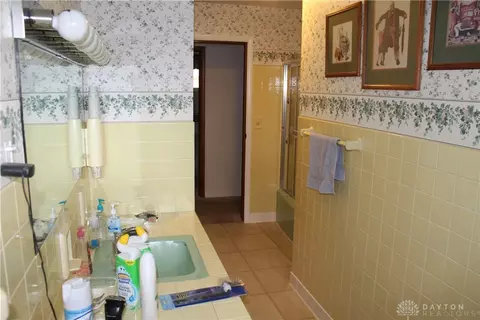 828 Wellington Dr, Springfield, OH 45506 photo 27