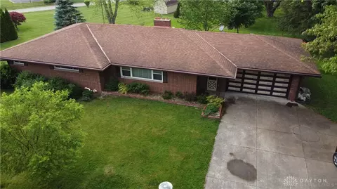 828 Wellington Dr, Springfield, OH 45506 photo 7