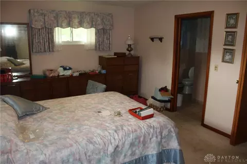 828 Wellington Dr, Springfield, OH 45506 photo 31
