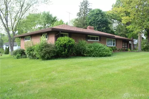 828 Wellington Dr, Springfield, OH 45506 photo 11