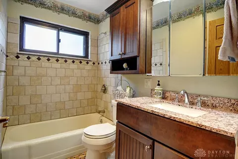 3139 Libra Ln, Cincinnati, OH 45251 photo 16