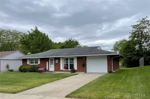 1941 Portage Path, Springfield, OH 45506 photo 2