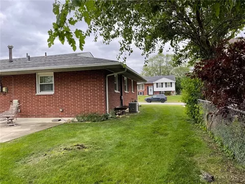 1941 Portage Path, Springfield, OH 45506 photo 4