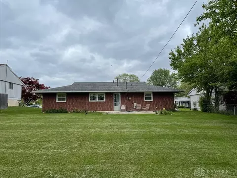 1941 Portage Path, Springfield, OH 45506 photo 3