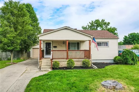 315 Murchison Ln, Dayton, OH 45431 photo 1
