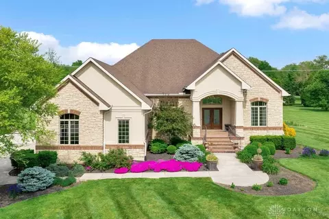 2960 Pine View Dr, Spring Valley, OH 45370 photo 1