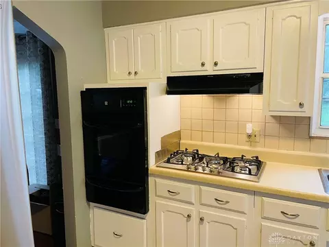 6888 Parkview Dr, Cincinnati, OH 45224 photo 10
