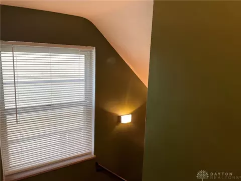 6888 Parkview Dr, Cincinnati, OH 45224 photo 6