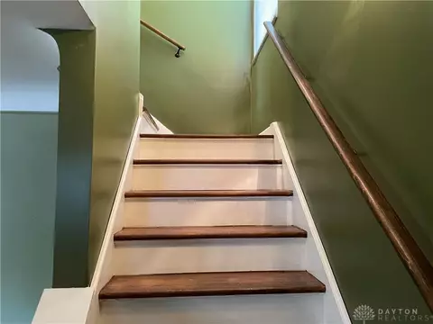 6888 Parkview Dr, Cincinnati, OH 45224 photo 5