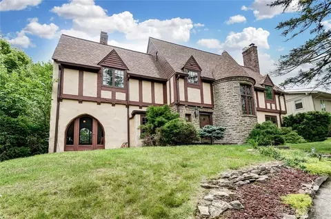 4158 Paddock Rd, Cincinnati, OH 45229 photo 3