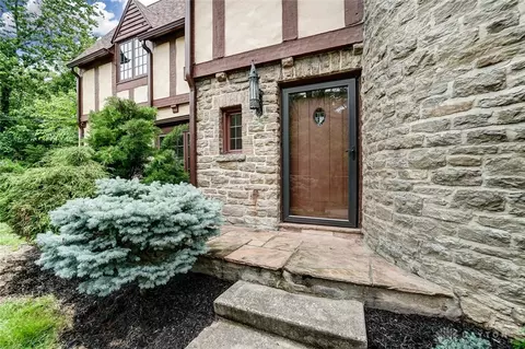 4158 Paddock Rd, Cincinnati, OH 45229 photo 4