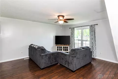 2415 Saint Andrews Dr, Troy, OH 45373 photo 5