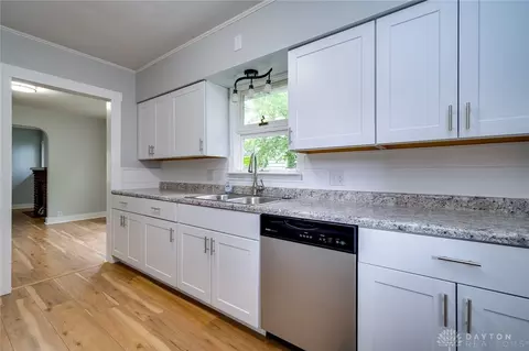 2054 Hillside Ave, Springfield, OH 45503 photo 12