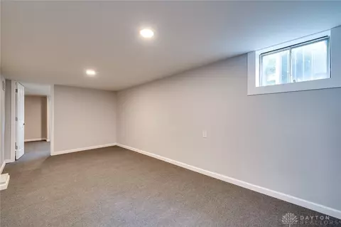 2054 Hillside Ave, Springfield, OH 45503 photo 20