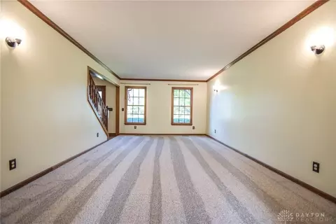 3914 Eagle Point Dr, Beavercreek, OH 45430 photo 17