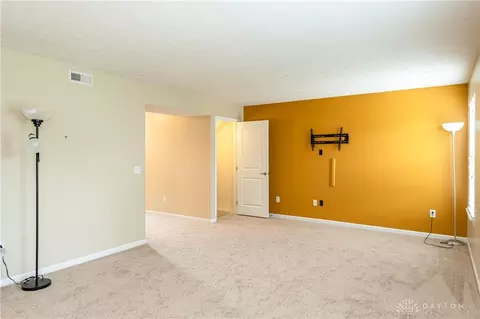 417 Brandon Dr, Monroe, OH 45050 photo 5