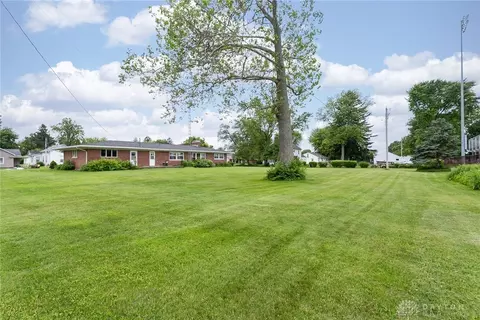 714 E Walnut St, Covington, OH 45318 photo 9