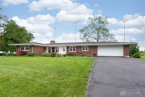 714 E Walnut St, Covington, OH 45318 photo 1