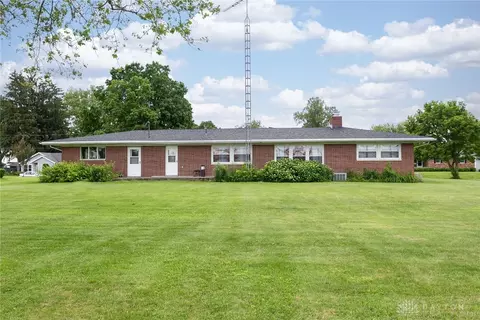 714 E Walnut St, Covington, OH 45318 photo 5