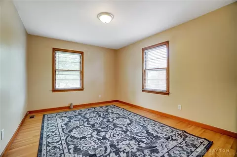 2121 Maiden Ln, Springfield, OH 45504 photo 17