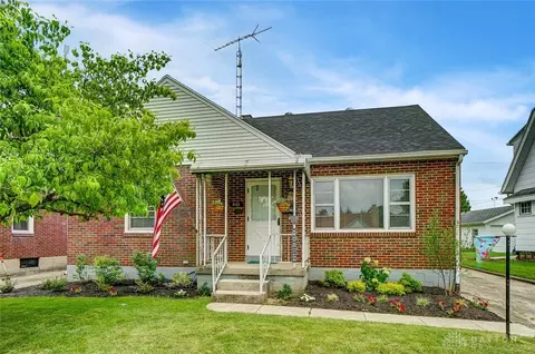 2121 Maiden Ln, Springfield, OH 45504 photo 1