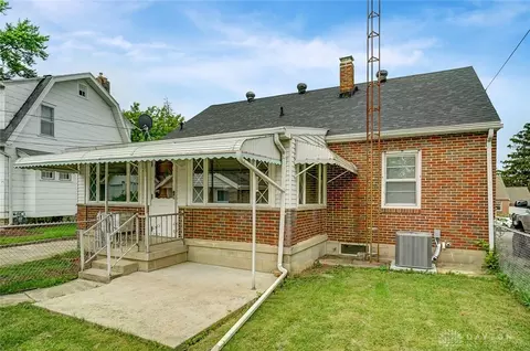 2121 Maiden Ln, Springfield, OH 45504 photo 32