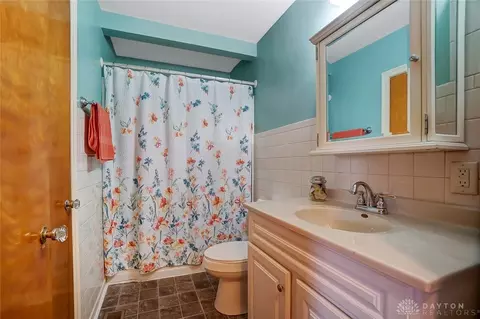 2121 Maiden Ln, Springfield, OH 45504 photo 19