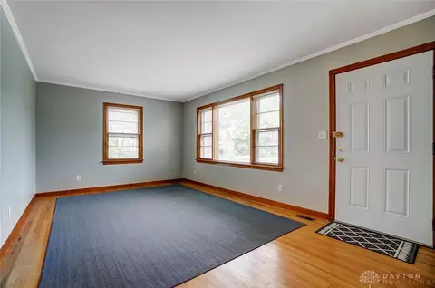 2121 Maiden Ln, Springfield, OH 45504 photo 4