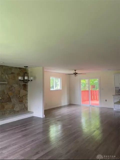 2407 Brookdale Dr, Springfield, OH 45502 photo 5