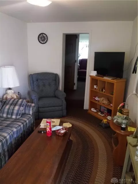 664 E 2nd St, Franklin, OH 45005 photo 6
