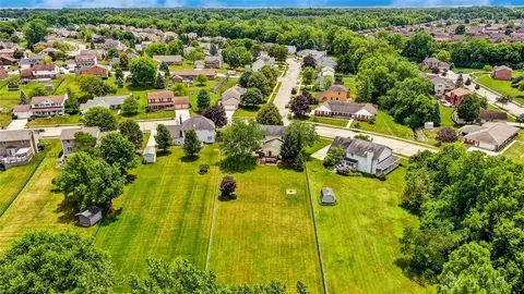 1054 Kingsgate Rd, Springfield, OH 45503 photo 6