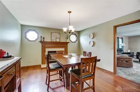 1054 Kingsgate Rd, Springfield, OH 45503 photo 15