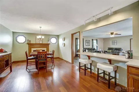 1054 Kingsgate Rd, Springfield, OH 45503 photo 14
