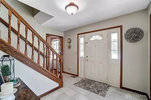 1054 Kingsgate Rd, Springfield, OH 45503 photo 9