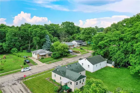 509 E 3rd St, Xenia, OH 45385 photo 2