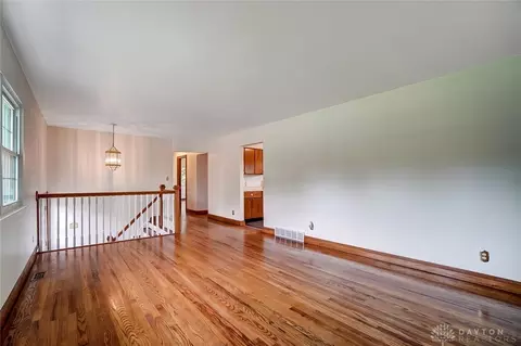 6035 E Decker Rd, Franklin, OH 45005 photo 7