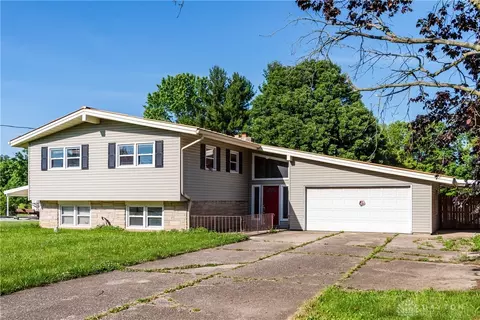 3572 Miller Rd, Springfield, OH 45502 photo 1