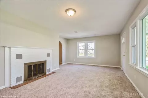 6469 Springfield Xenia Rd, Springfield, OH 45502 photo 4