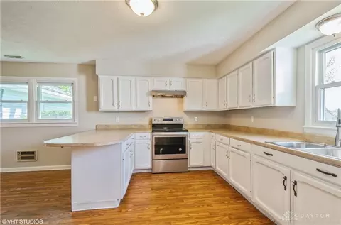 6469 Springfield Xenia Rd, Springfield, OH 45502 photo 8