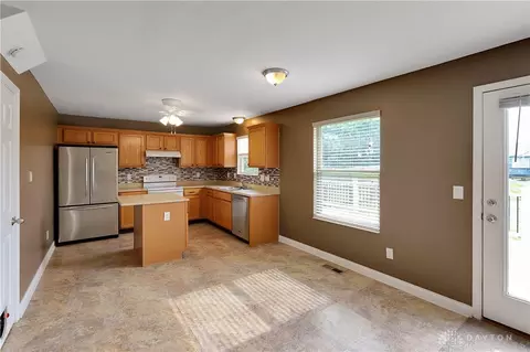 7560 Harmill Ct, Hamilton Township, OH 45039 photo 8