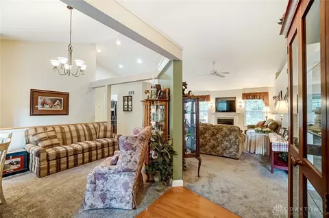7798 Dew Drop Cir, Maineville, OH 45039 photo 8