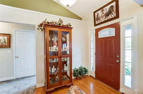 7798 Dew Drop Cir, Maineville, OH 45039 photo 7