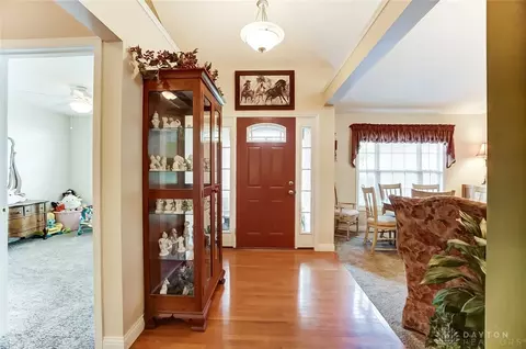 7798 Dew Drop Cir, Maineville, OH 45039 photo 6