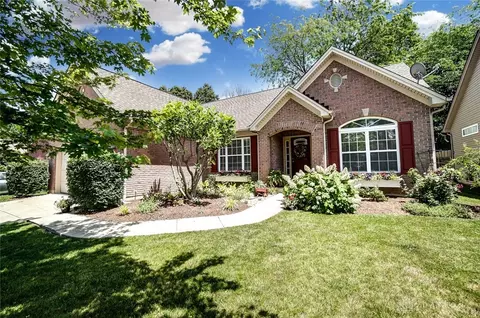 7798 Dew Drop Cir, Maineville, OH 45039 photo 1