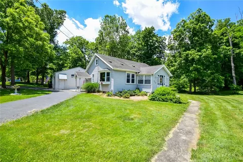 755 Shrine Rd, Springfield, OH 45504 photo 4