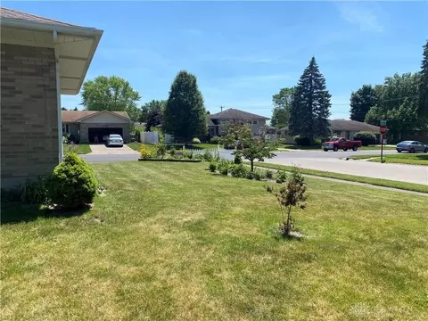 1830 Biscayne Dr, Springfield, OH 45503 photo 20