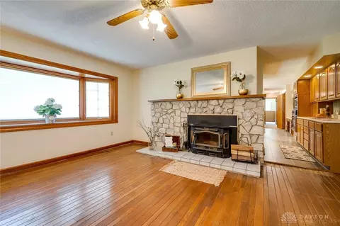 2560 Lindair Dr, Springfield, OH 45502 photo 20