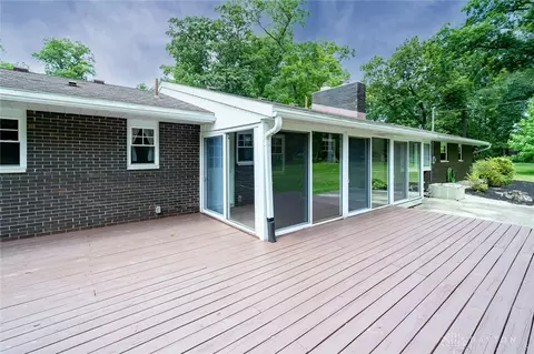 2560 Lindair Dr, Springfield, OH 45502 photo 41